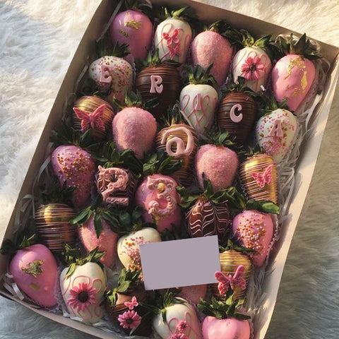 Custom Strawberry Deluxe Box of 30