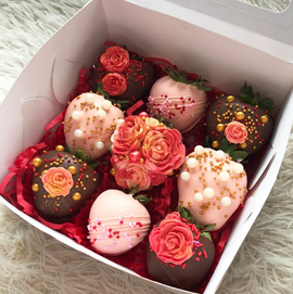 Elegant Rose Strawberry Box